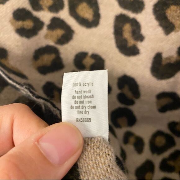 BP brown Animal cheetah leopard Print Scarf mid weight cozy fringe 17x80 - Picture 5 of 8